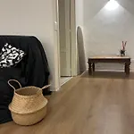 Vagaluna Short Stay